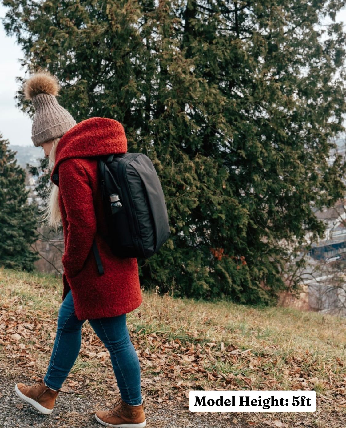 Almond Oak: The Expandable Travel Backpack 25L + 5L