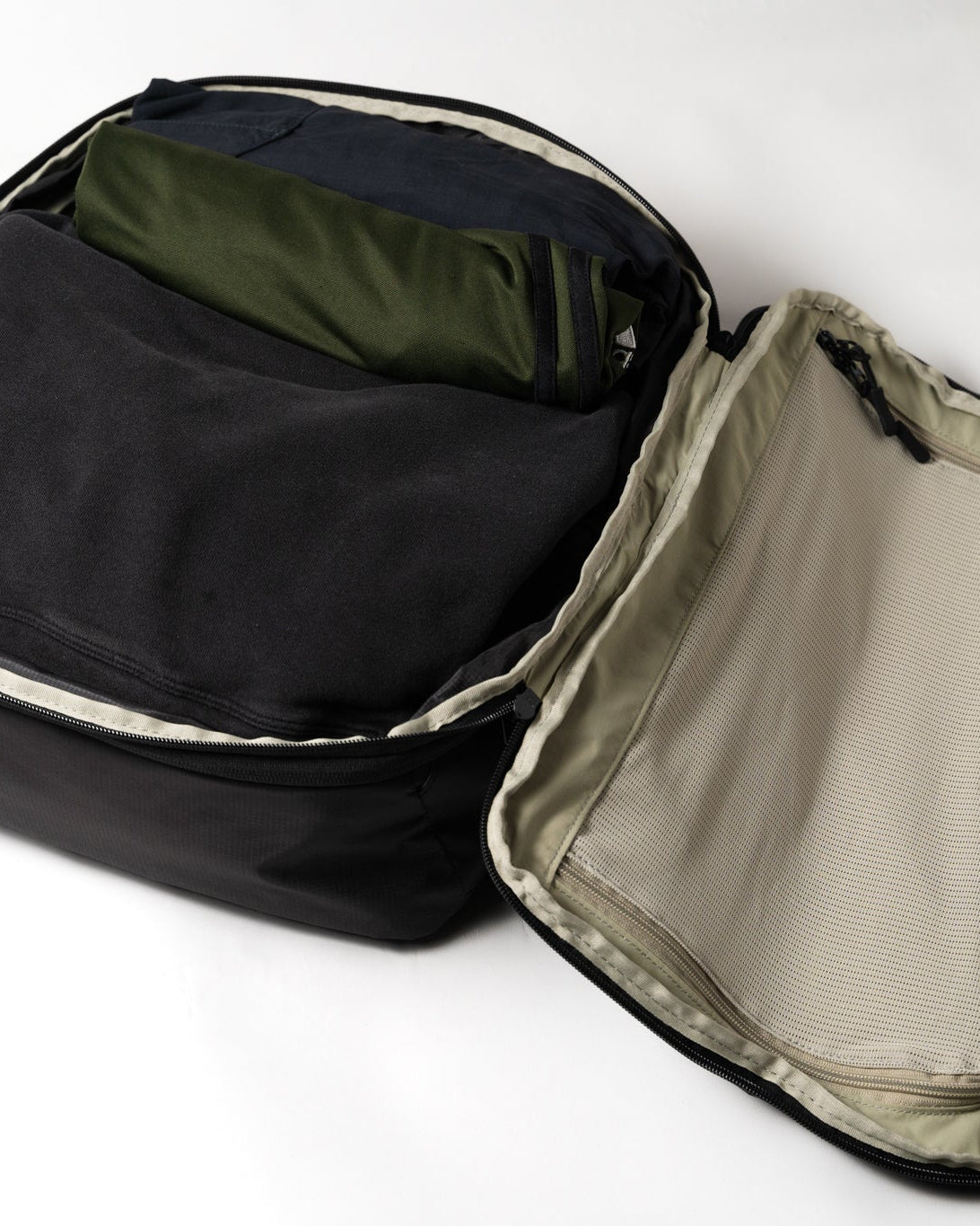The Expandable Travel Backpack 25L + 5L