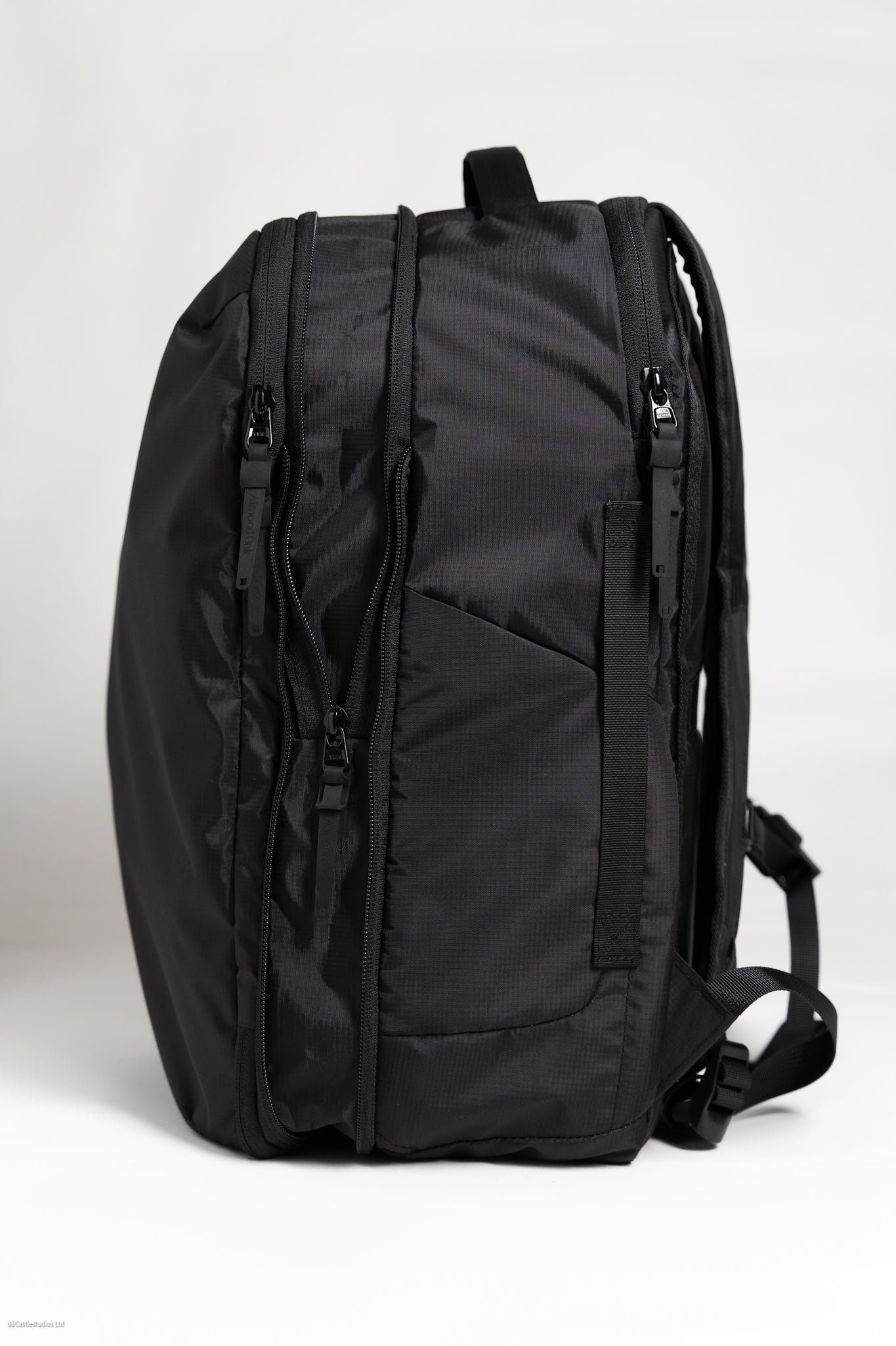 Almond Oak: 25L + 5L Expandable Travel Backpack Almond Oak: 25L + 5L Expandable Travel Backpack
