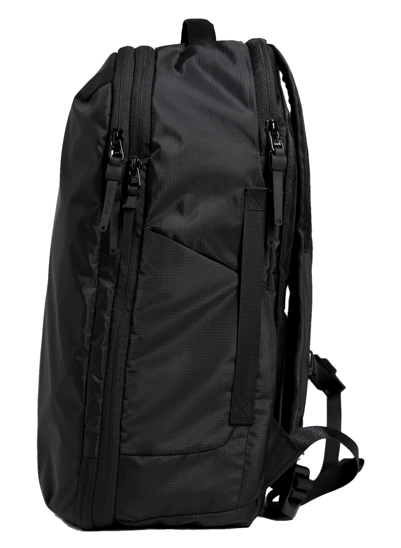 Almond Oak backpack in 25L compact mode